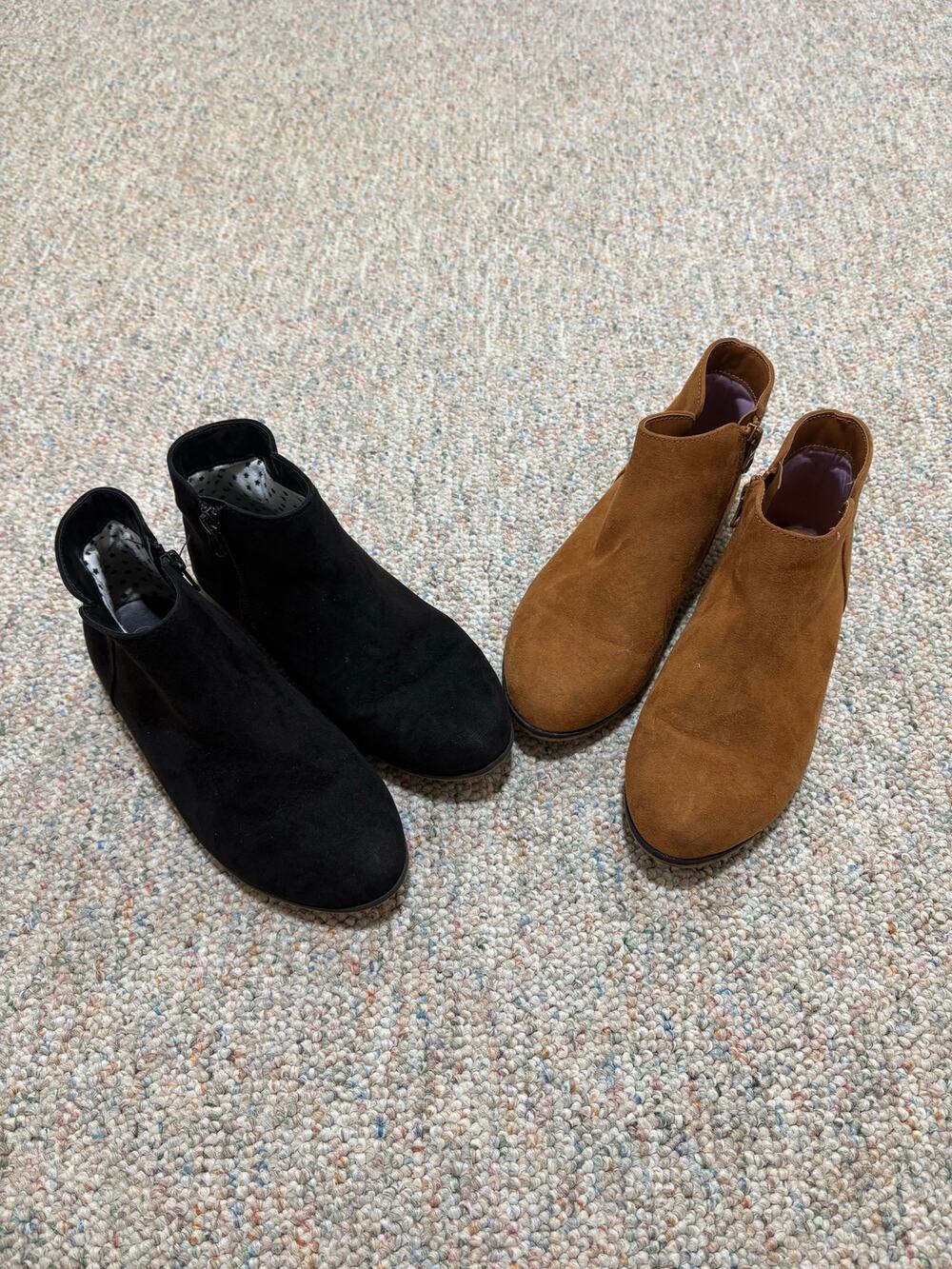 Pair of Girls Cat & Jack Brown & Black Ankle Booties Boots Side Zipper Size 3
